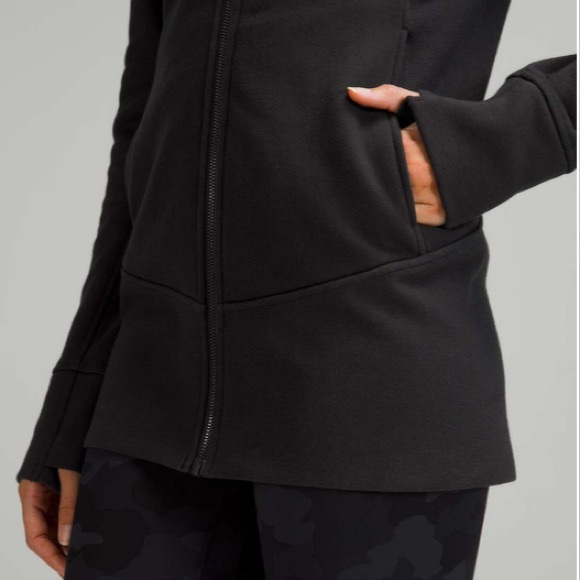 Lululemon Hooded Radiant Jacket in Black - Picture 2 of 9